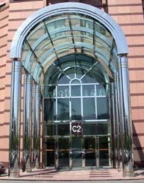 门业图片-不锈钢非标门电镀不锈钢大门罗马柱、定制不锈钢大门罗马柱可按客户要求定制图片